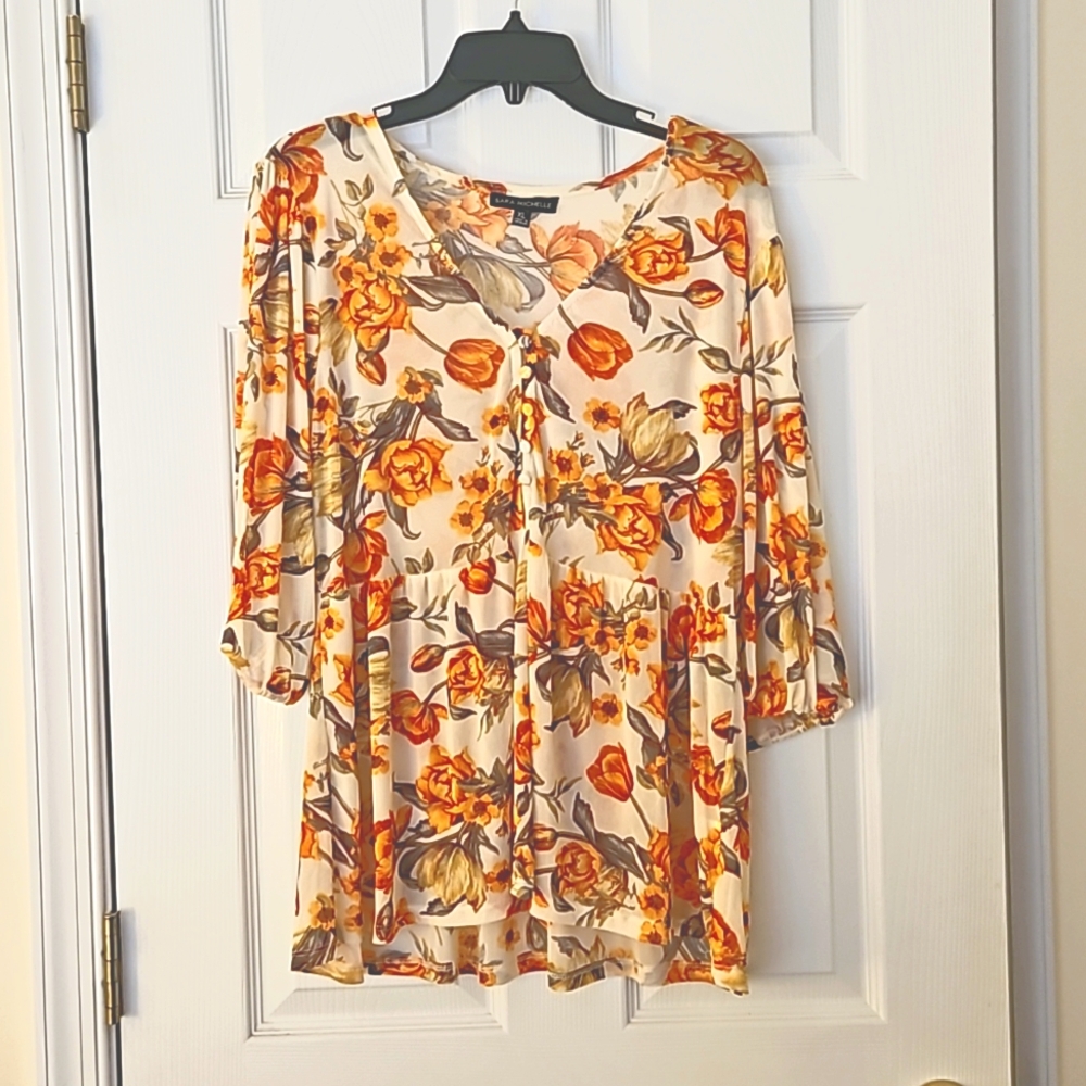 Sara Michelle Flowered Blouse - XL